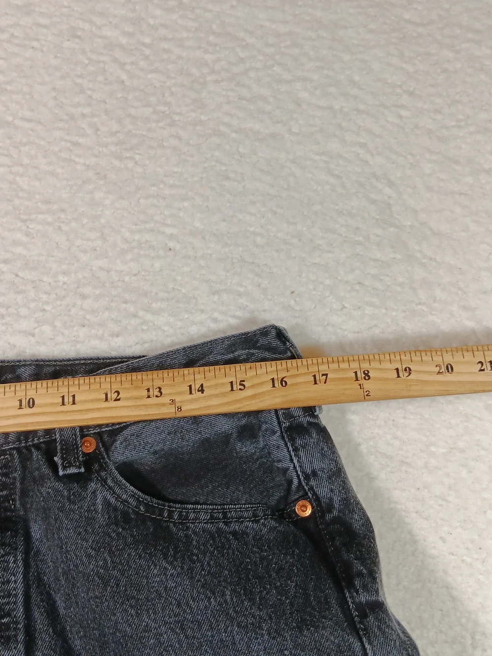 Levis 501 Jeans Mens 34x34 (33x32) Black Denim Straight Leg Button Fly Cowboy